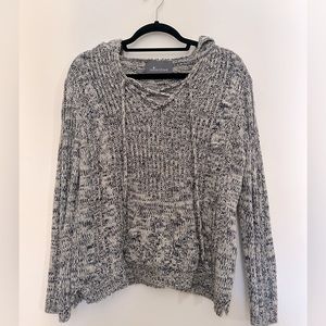 Paper Crane black and cream thread sweater size L.